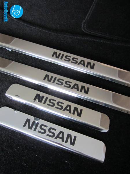 Накладки на пороги Nissan Teana 2(Ниссан Теана 2) надпись краской
